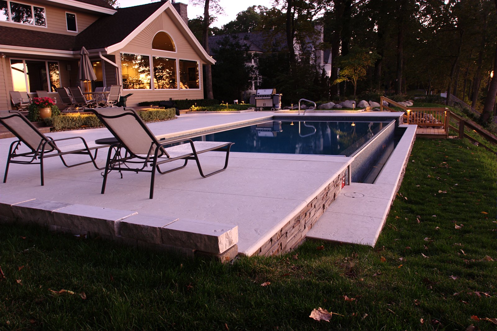 Biloxi Beach fiberglass pool