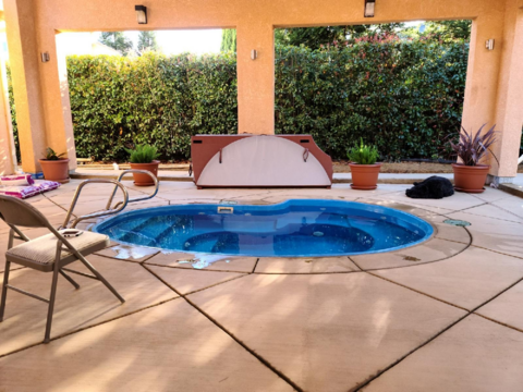 Charlotte Spa fiberglass pool