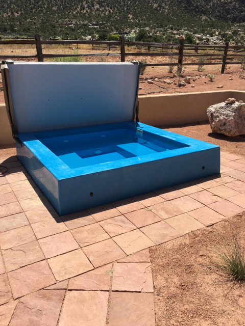 Scottsdale Spa fiberglass pool