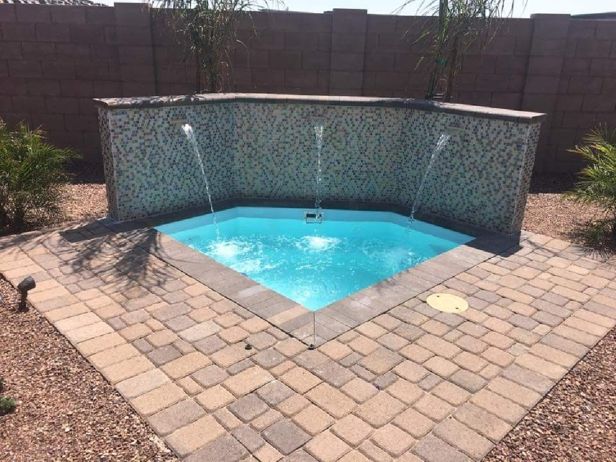 Diamond Spa pool photo