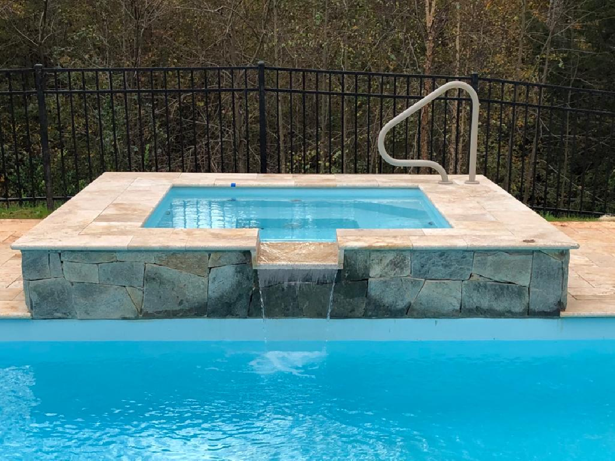 Lido Spa pool photo