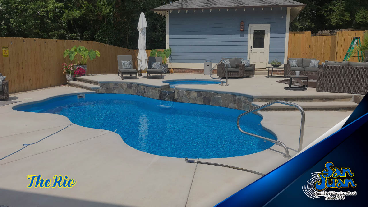 Rio pool photo