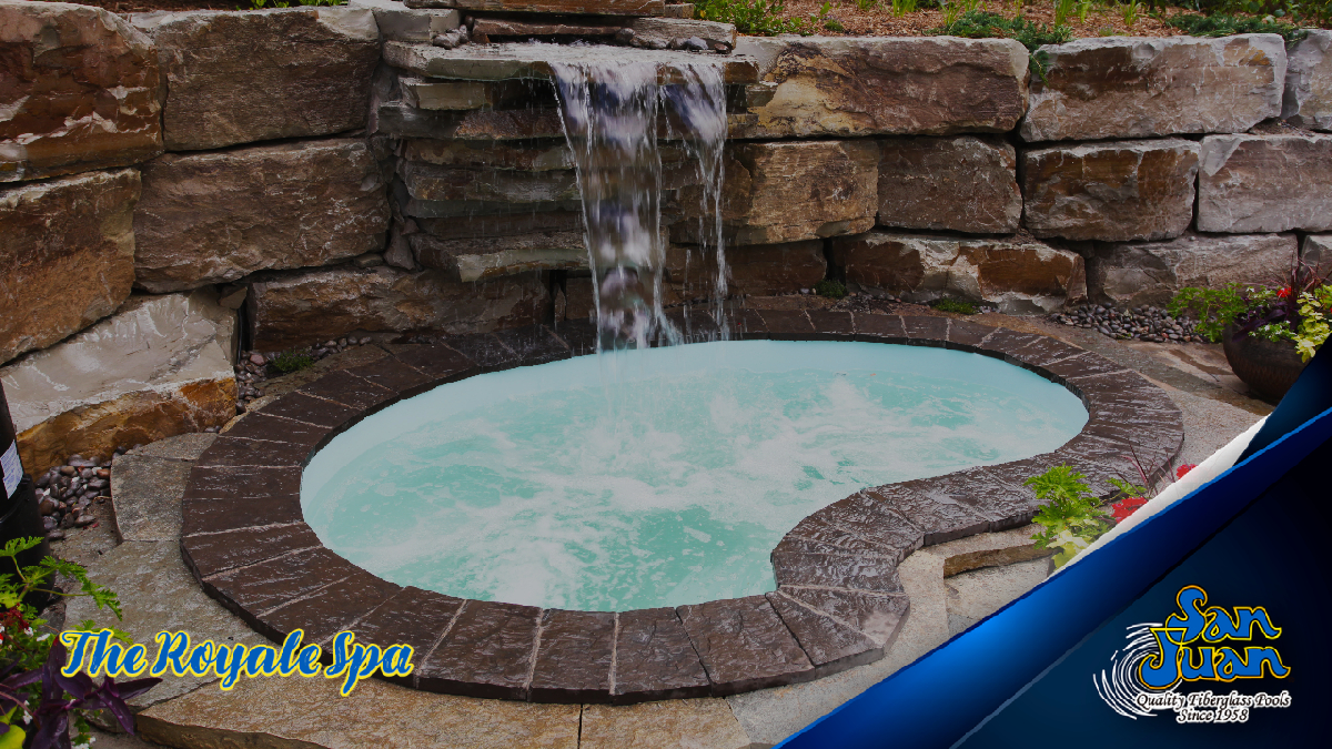 Royale Spa pool photo